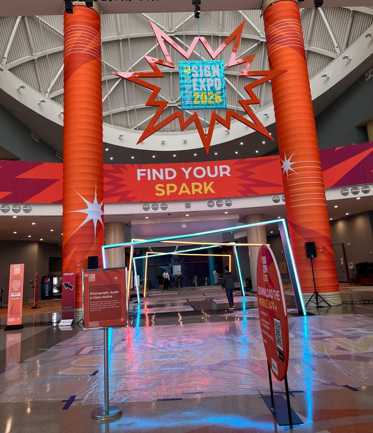 Key Takeaways from ISA Expo 2026: Trends in CNC Routing, Laser Processing, and Acrylic Finishing